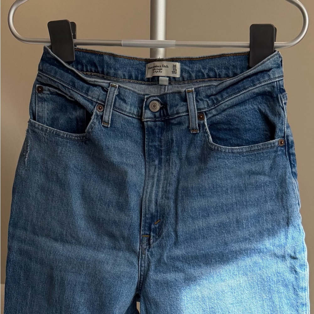 Abercrombie 90s Straight Ultra High Rise Jeans 30R - Curve Love - Picture 9 of 11